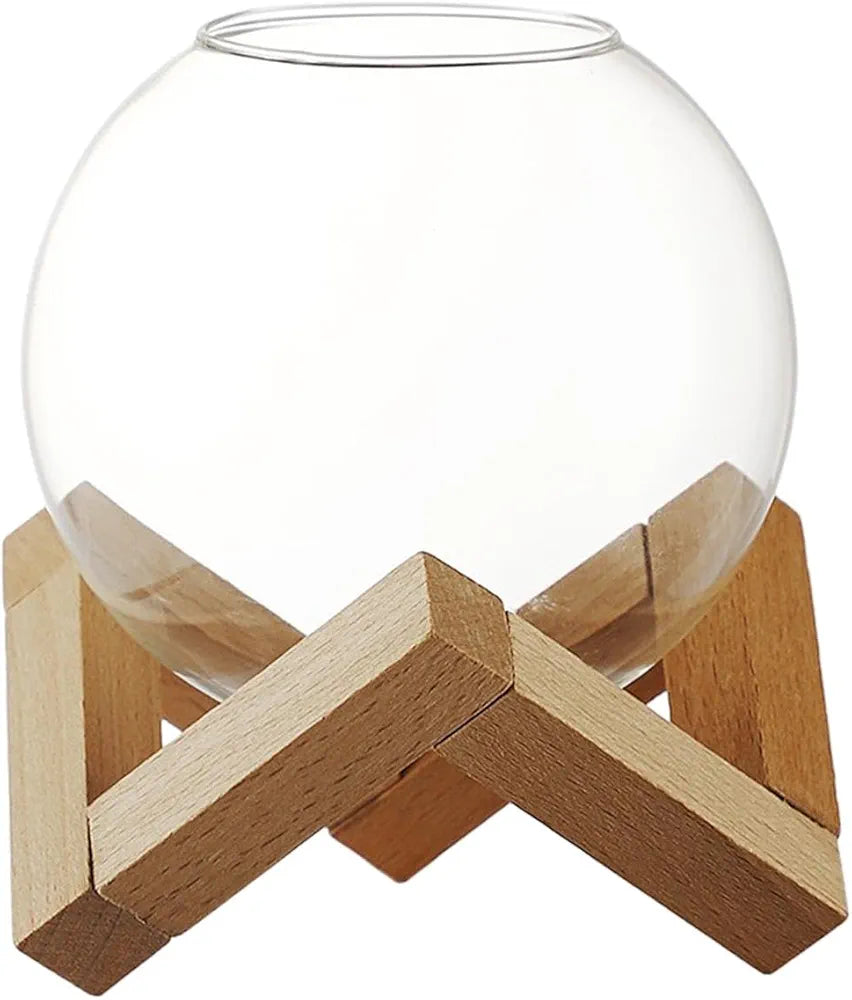 Cocktail Glass With Wooden Stand